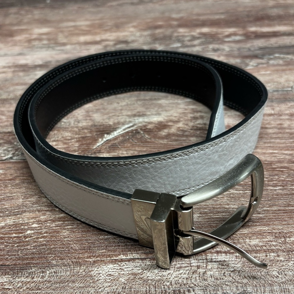 Nike White and Black Reversible Leather Belt with Silver Buckle